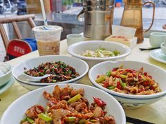 -笨罗卜浏阳菜馆(龙华鹏润达店)