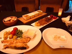 -Efes Turkish & Mediterranean Cuisine 艾菲斯餐厅(陆家嘴店)