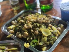 酸菜肥肠-新湖烧鸡(光明店)