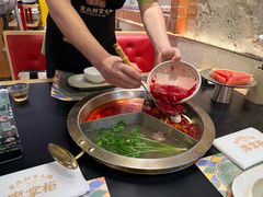 -廖掌柜·重庆鲜货火锅(上海首店)