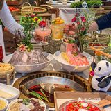 这家主打“新鲜手工菜”的重庆火锅味道不是一般