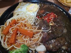 燃情泰椒牛排-清真·穆巴拉克西餐厅(回民街店)