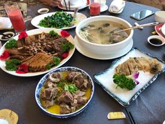 -山明水秀大饭店