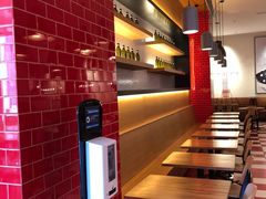 -城市大道红炉披萨烘焙坊