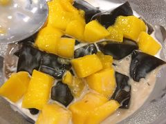 芒果椰汁仙草-仁信老铺甜品(北京路店)