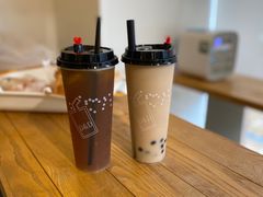 -顶东面包花园·生日蛋糕(世博店)