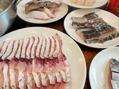 -正能量脆肉鲩火锅