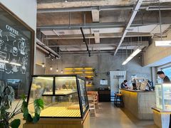 -三勾JJJ Burger&Coffee(梅溪湖店)