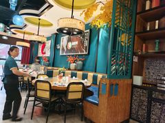 -黄泥岗·地道湖北菜(奥特莱斯店)