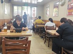 -天瑞福云南过桥米线(十里河店)