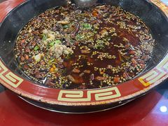 -烧哥美蛙肥肠鱼火锅·十五年社区店