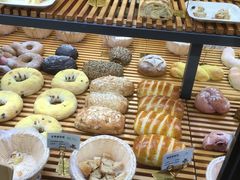 -焙丽拾光(麦凯乐直营店)