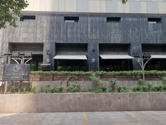 -Carbon莫卡哆·意大利复古集市餐厅(杭州大厦店)