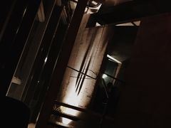 -饮湖威士忌鸡尾酒吧