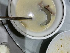 -鸭王烤鸭店(三里河店)