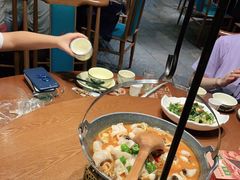 -老滇山寨•云南特色菜•地方菜•民族风情歌舞表演(金碧店)