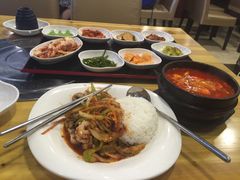 -故乡家韩国料理(丹东街店)