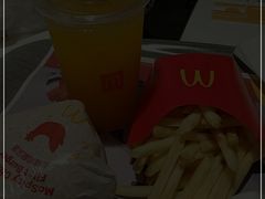 -麦当劳(秣陵路店)