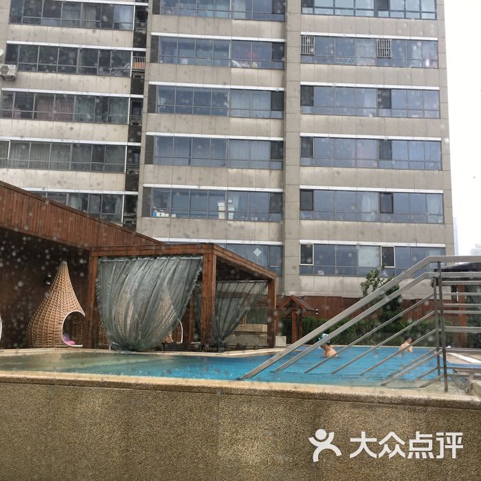 葫中天城市温泉花园