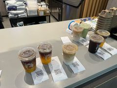 -瑞幸咖啡(江南万达三层店)