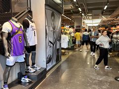 -NIKE上海青浦优选体验店