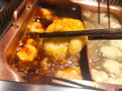 -老牌坊云南鱼豆花火锅(爱建店)