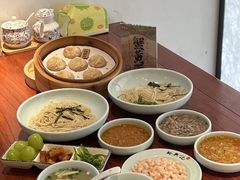 -裕兴记•蟹黄面馆(人民广场店)