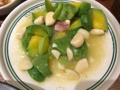 诺登火腿坍小瓜-云海肴·汽锅鸡·云南菜(美罗城店)