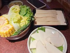 -旺福·贵州酸汤牛肉火锅(陆悦天地店)