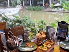 -喜洲吧·江畔老船厂·庭院餐厅(喜临院店)
