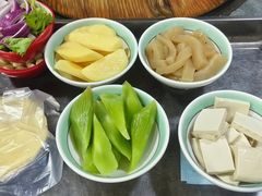 -咊记茅草棚柴火鸡(乌当店)