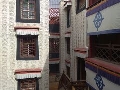 -八廓街-根敦群培纪念馆