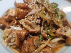 青椒肥肠-味窑餐厅