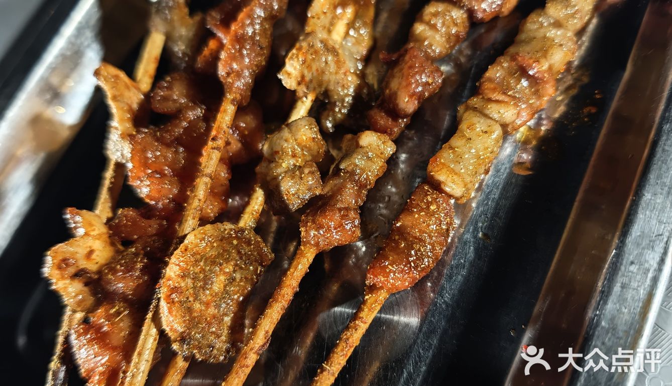 #0元玩转这座城东福山岛上山顶位置的一家烧烤炒菜罐子