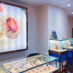 -恒阳珠宝·高级定制镶嵌·天然彩宝·天然钻石(南京西路店)