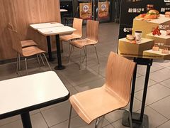 -麦当劳(湛江大厦店)
