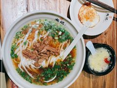 -湘人龙记老长沙米粉(鸟巢店)
