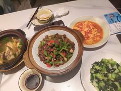 干锅黄牛肉-阿露佳·舌尖上的安吉菜