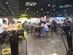 -第5大道精品休闲购物广场