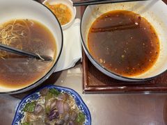 -百年老字号·观振兴蟹黄面·三虾面·苏式面(观前街富仁坊巷店)