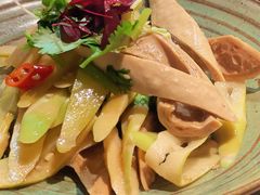 -本处·素食·融合料理(南油店)