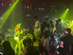 -V AMUSING CLUB·酒吧(银河中心店)