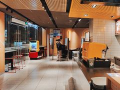 -麦当劳(四平路店)