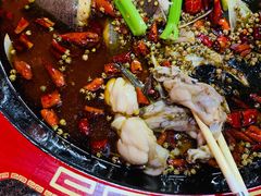 现杀美蛙-渔香岛美蛙鱼头火锅(威清路店)