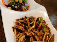 -舌尖上的食缘花园主题餐厅