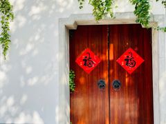 -龙华寺