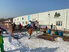 -华彬猛犸滑雪场