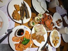 -四海一家自助餐(益田假日广场店)