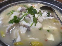 -东北风味思缘食府(对湖路店)