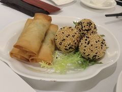 沪式虾仁春卷-上海小南国(世博源店)